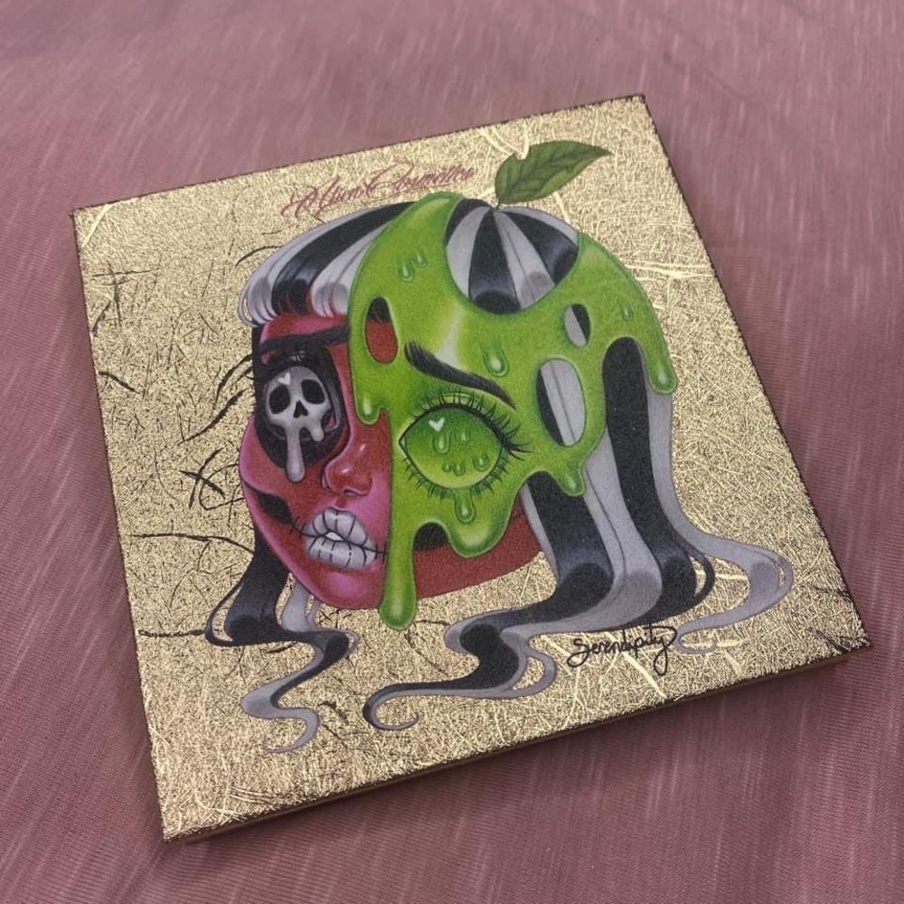 Alien Cosmetics Serenity Eyeshadow Palette
